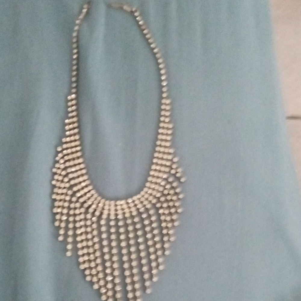 Elegant Silver Necklace